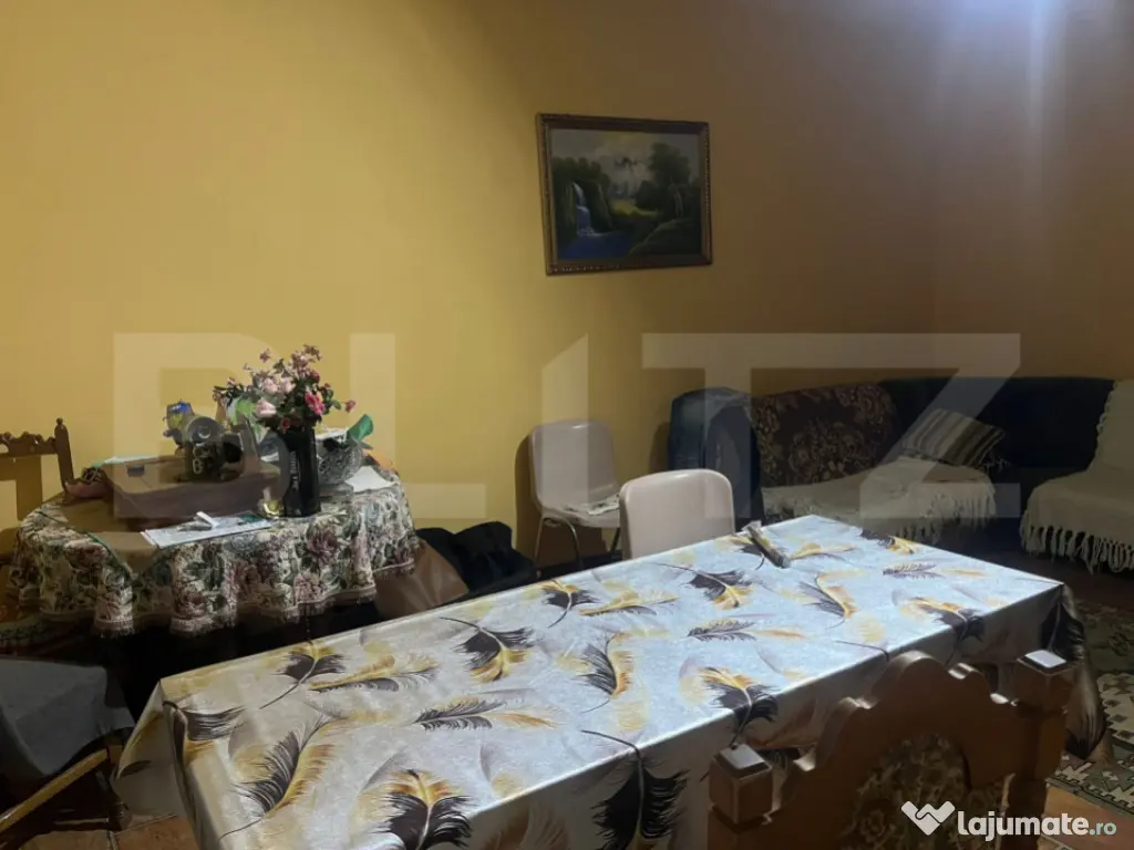 Casa cu piscina P+M, 1.368 mp teren, Leamna de Sus