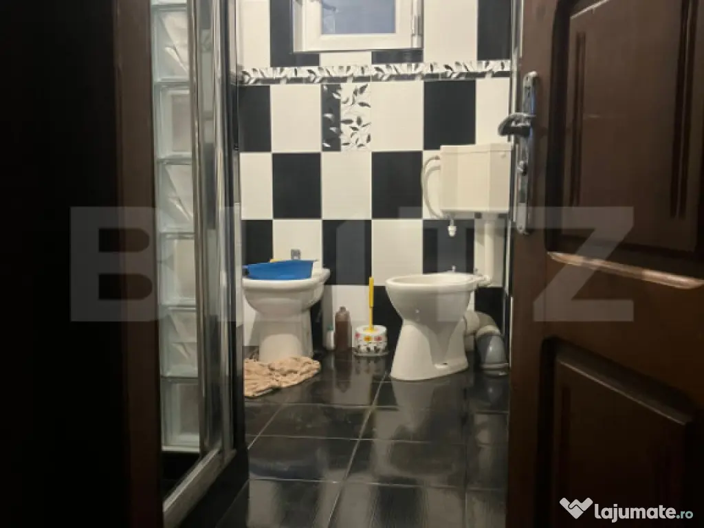 Casa cu piscina P+M, 1.368 mp teren, Leamna de Sus