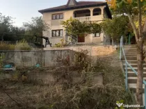 Casa cu piscina P+M, 1.368 mp teren, Leamna de Sus