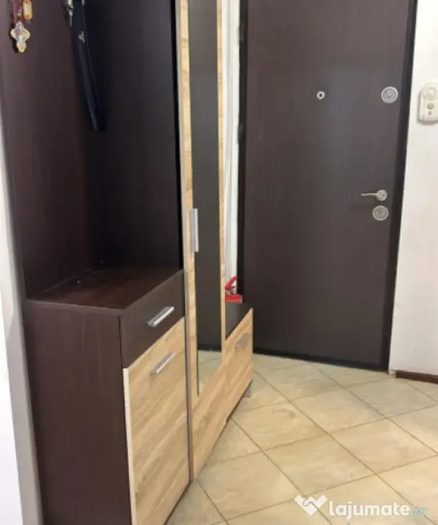 Casa P+1 240 mp utilii, ( doua apartamente 1200 mp teren ,zo