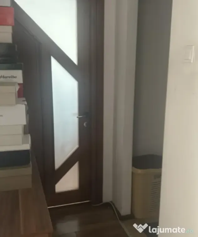 Casa P+1 240 mp utilii, ( doua apartamente 1200 mp teren ,zo