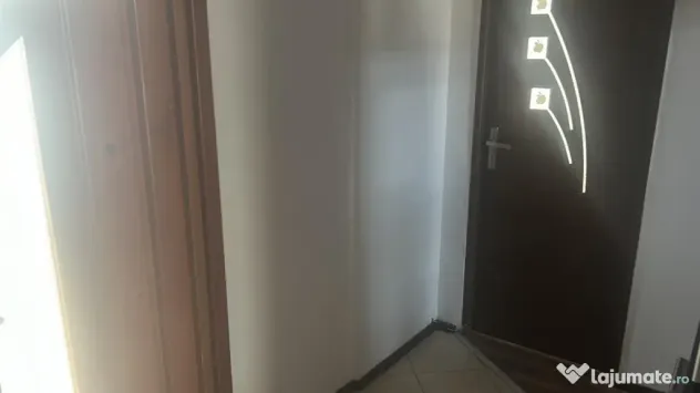 Casa P+1 240 mp utilii, ( doua apartamente 1200 mp teren ,zo
