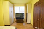 Casa cu 5 camere de inchiriat, zona Becas 