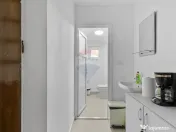 Cladire unica cu destinatii multiple de vanzare Ultracent... 