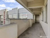 Cladire unica cu destinatii multiple de vanzare Ultracent... 