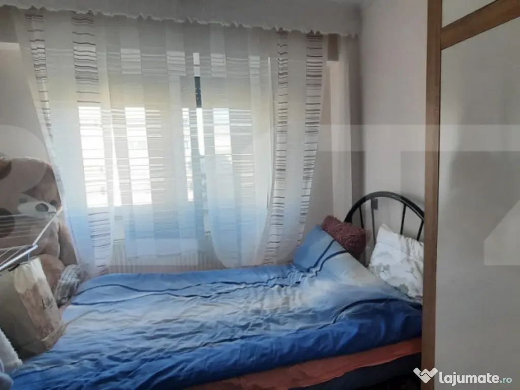 Apartament de vanzare, 3 camere,suprafata utila 66,75 mp, zo