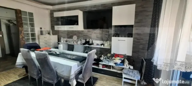 Apartament de vanzare, 3 camere,suprafata utila 66,75 mp, zo