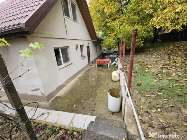 Casa 3 camere, 124 mp, zona Visani