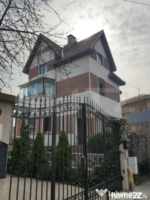 Casa individuala, 310,58 mp, zona Centru - Ploiesti (Prahova)