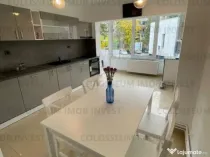 Apartament 4 camere, decomandat - zona Centru Civic.