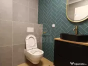 Apartament 3 camere semidecomandat zona Cetatii 