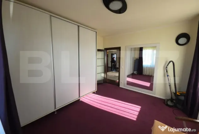 Apartament 110 mp, 3 camere cu parcare si boxa, Calea Moldov