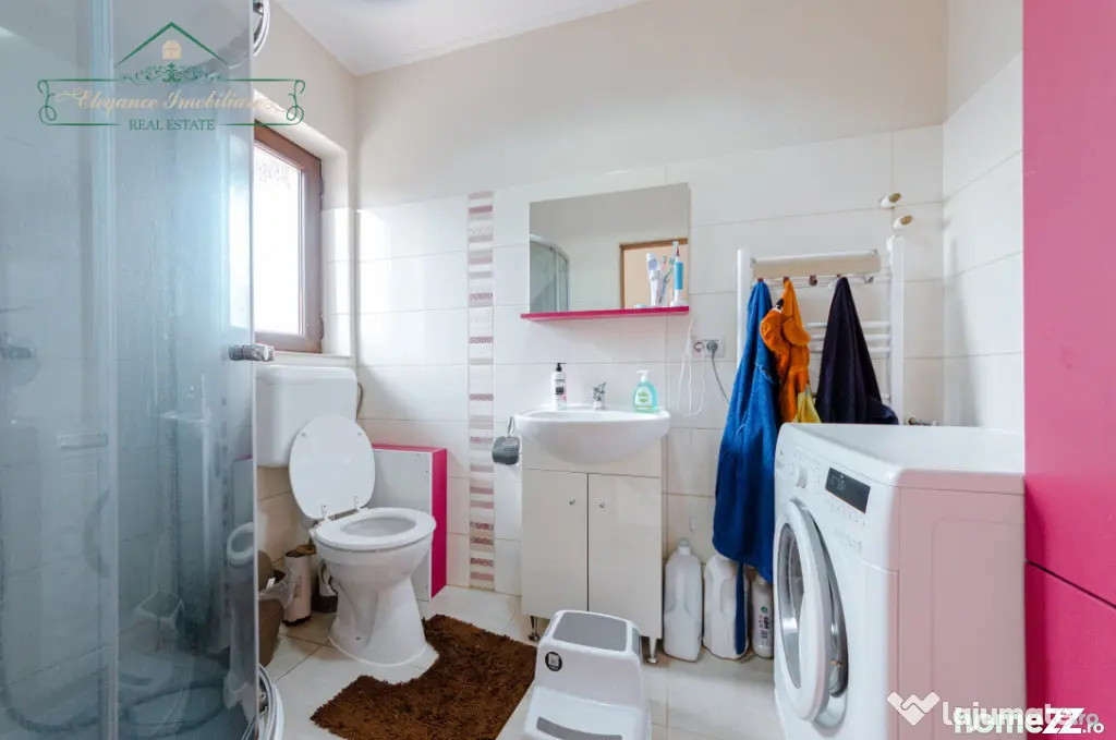 Casă/Vilă individuală modernă cu 4 Camere, Loc.Vladimire