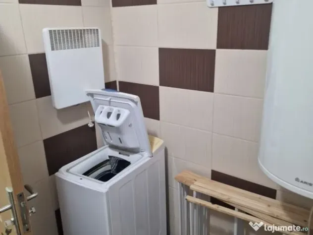 Garsonieră open-space de închiriat