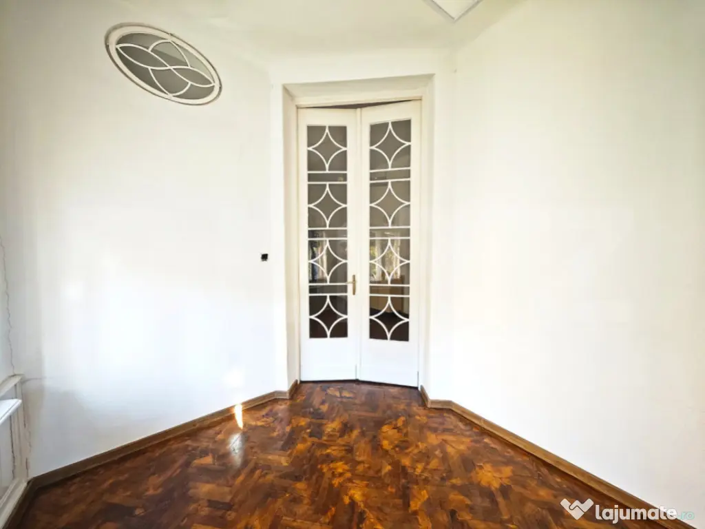 Apartament imens, 4 camere-Stil evreiesc autentic