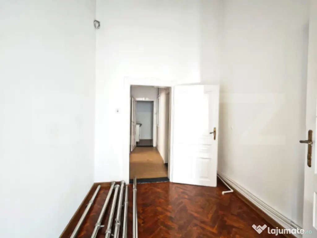 Apartament imens, 4 camere-Stil evreiesc autentic