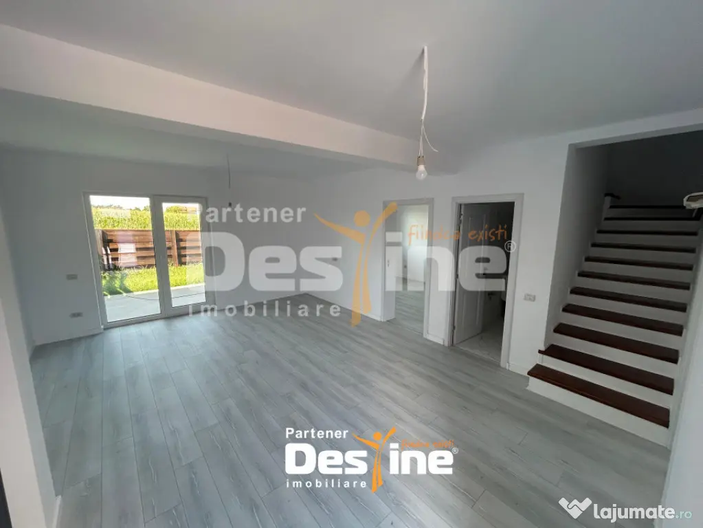 Casă Duplex 113mp utili P+1 2 locuri de parcare si curte