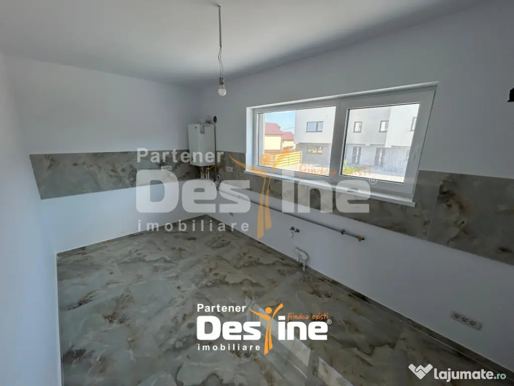 Casă Duplex 113mp utili P+1 2 locuri de parcare si curte