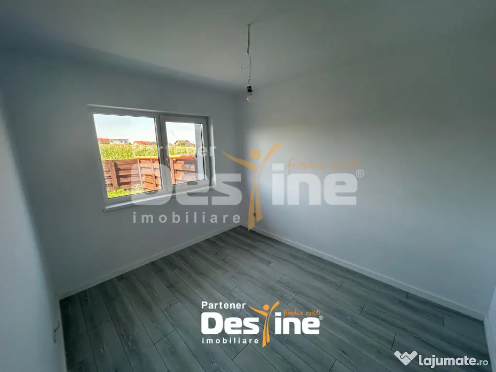 Casă Duplex 113mp utili P+1 2 locuri de parcare si curte