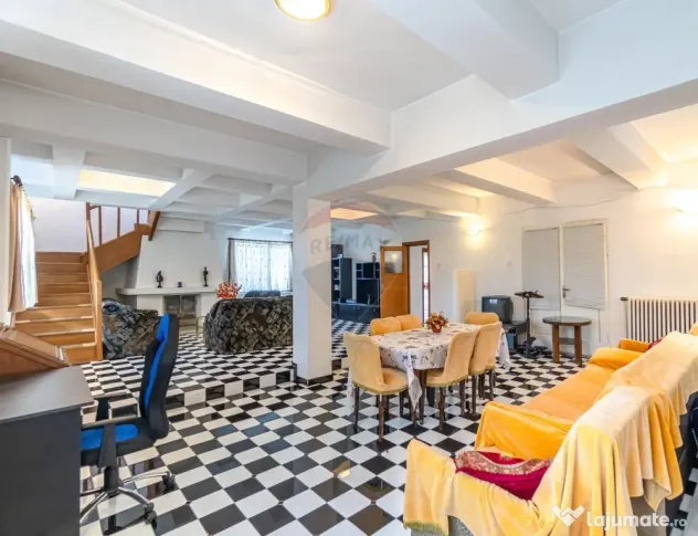 VILĂ 7 CAMERE| POIANA MĂRULUI| 2233MP TEREN| PRIVELIȘT...