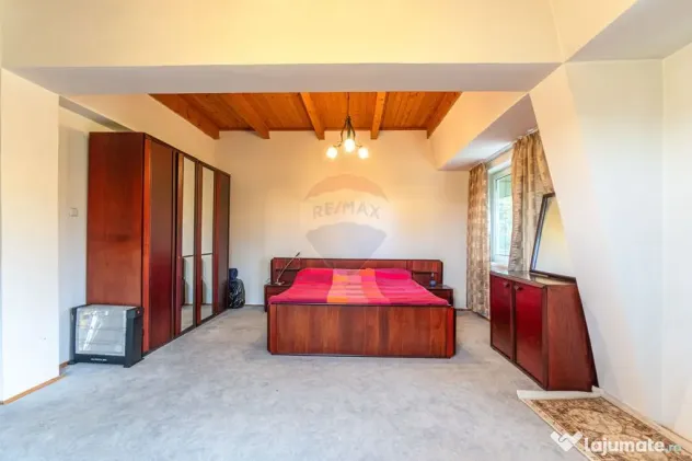 VILĂ 7 CAMERE| POIANA MĂRULUI| 2233MP TEREN| PRIVELIȘT...