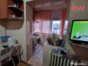 DE VANZARE apartament 2 camere decomandate Bulevardul Deceba 