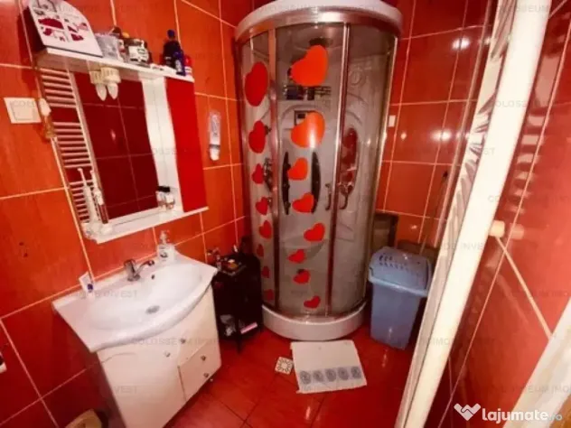 Apartament 2 camere, decomandat -zona Centrul Istoric