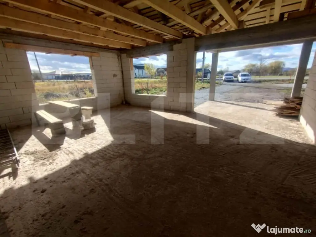 Casa cu 4 camere, 153 mp utili, teren 1000 mp extravilan, ut - Jelna (Bistrita-Nasaud)