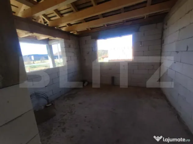 Casa cu 4 camere, 153 mp utili, teren 1000 mp extravilan, ut - Jelna (Bistrita-Nasaud)
