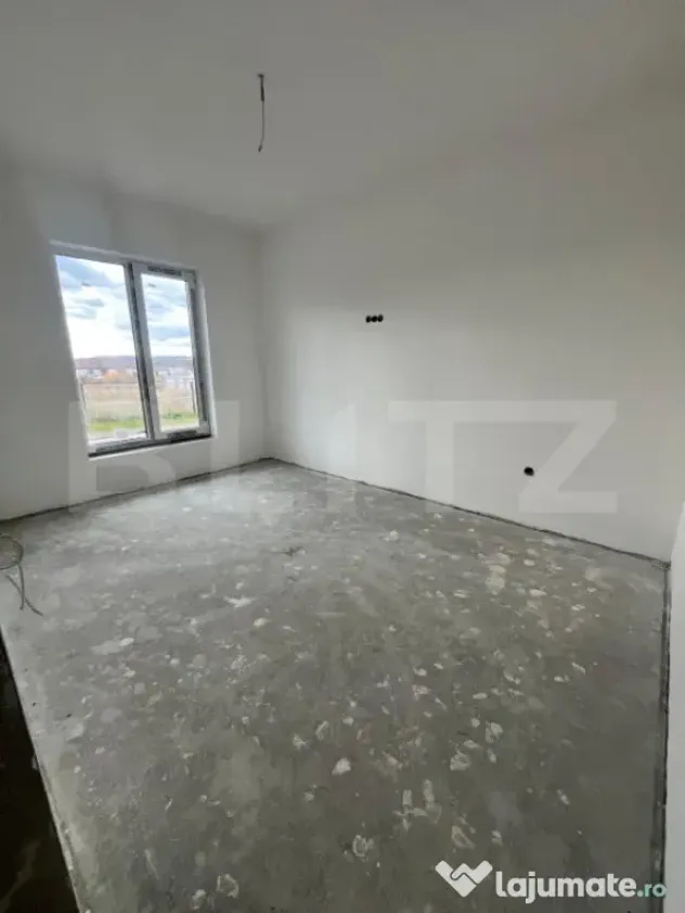 Casa individuala cu 5 ari teren, semifinisata, zona Aerodrom