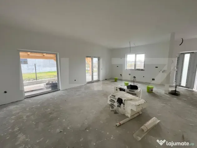 Casa individuala cu 5 ari teren, semifinisata, zona Aerodrom