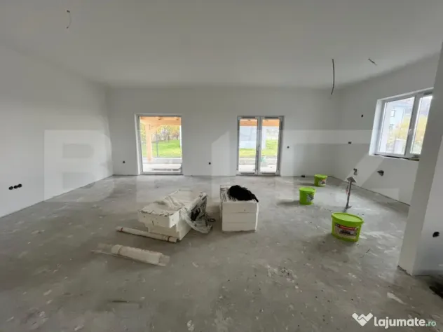 Casa individuala cu 5 ari teren, semifinisata, zona Aerodrom