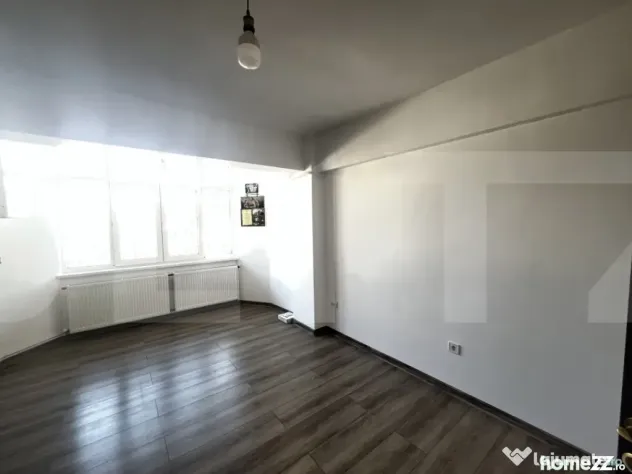 Apartament de 2 camere, 60 mp, zona Piata Mare