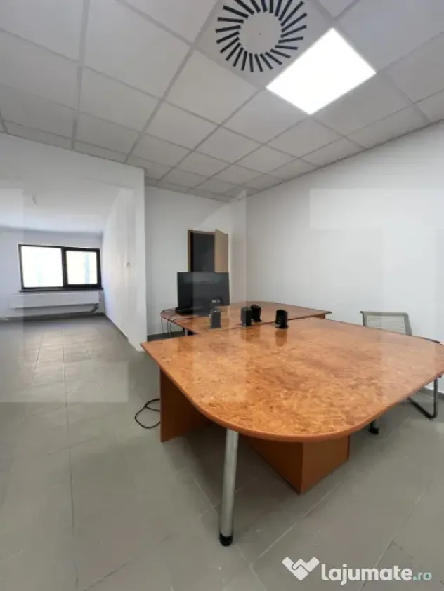 Spațiu comercial, 660 mp, zona Mehala
