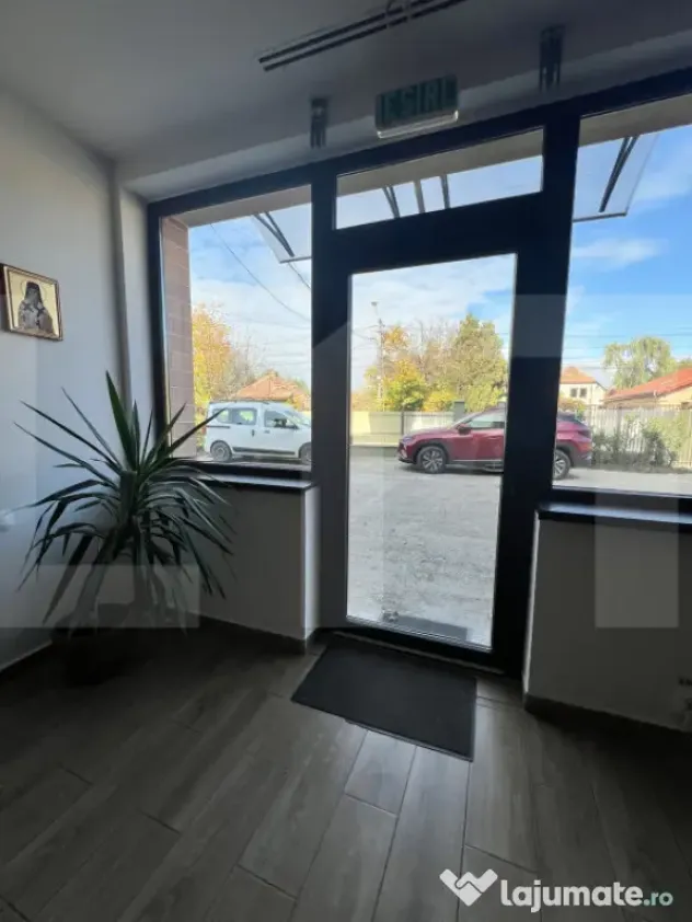 Spațiu comercial, 660 mp, zona Mehala