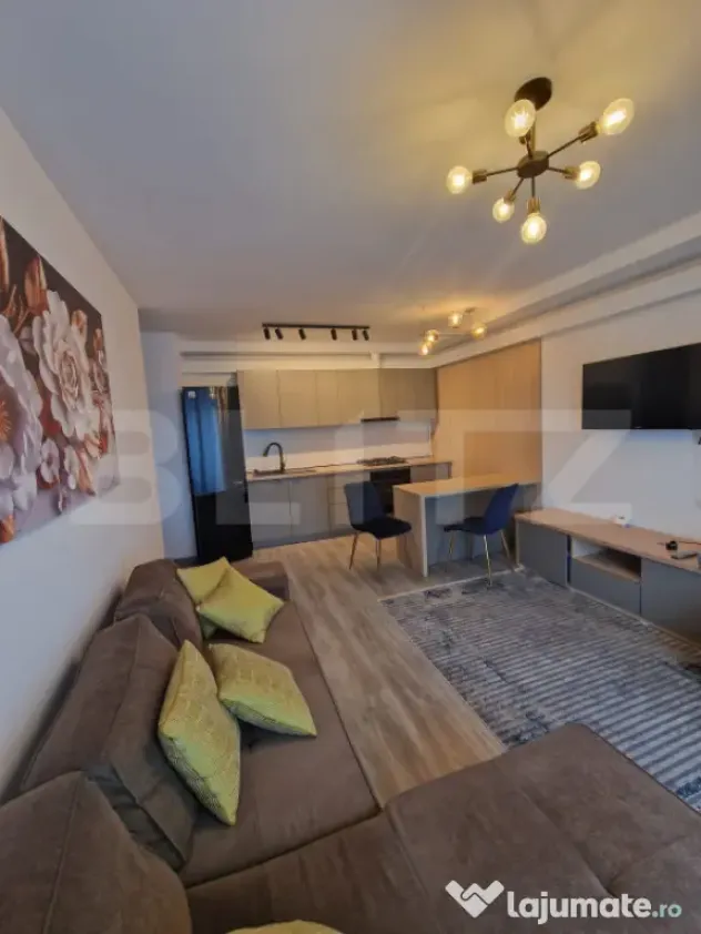Apartament 2 camere, 45 mp, bloc nou, lift, zona Universită