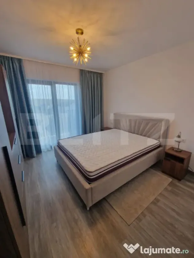 Apartament 2 camere, 45 mp, bloc nou, lift, zona Universită