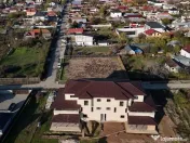 Case cu suflet – 455 mp utili + teren 1.000 mp Bălăce... 