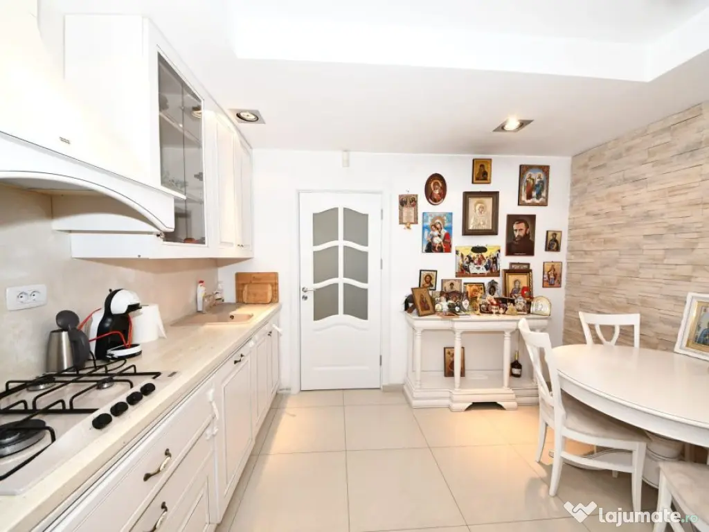 De vanzare – In exclusivitate, Vila in Brates Lake