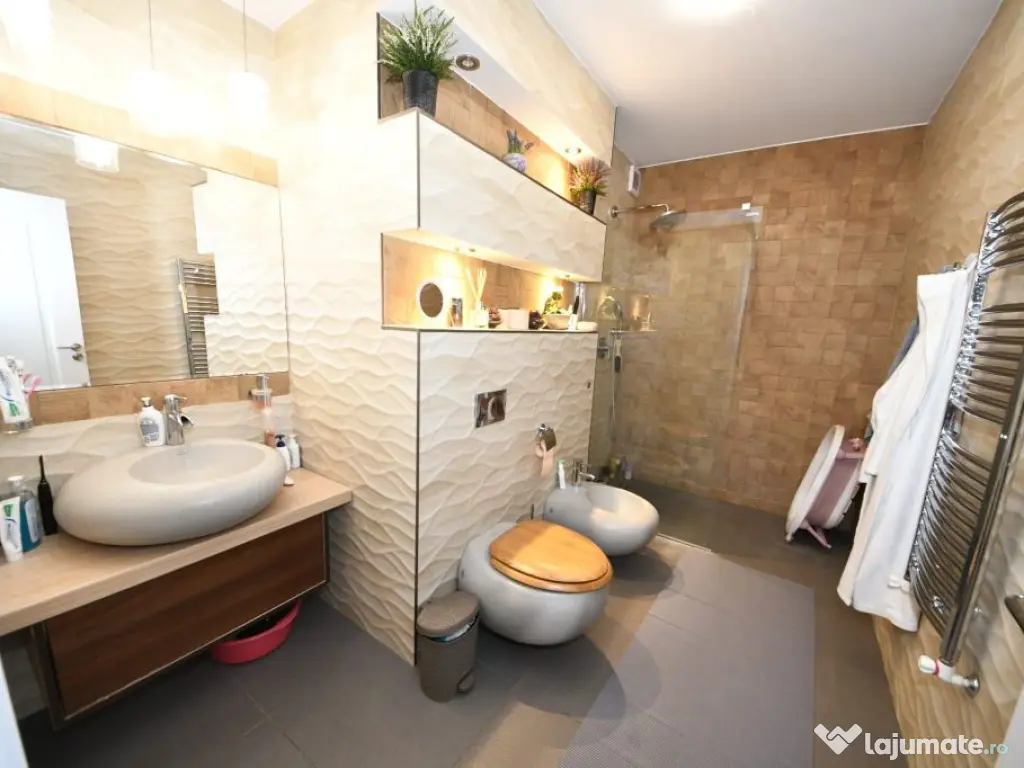 De vanzare – In exclusivitate, Vila in Brates Lake