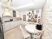 De vanzare – In exclusivitate, Vila in Brates Lake 