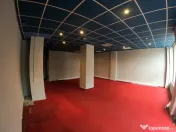 Spațiu Comercial de Închiriat 70 mp, Fațadă din Sticlă, 