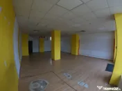 Spațiu Comercial de Închiriat 70 mp, Fațadă din Sticlă, 