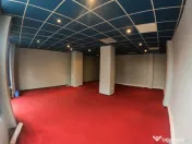 Spațiu Comercial de Închiriat 70 mp, Fațadă din Sticlă, 