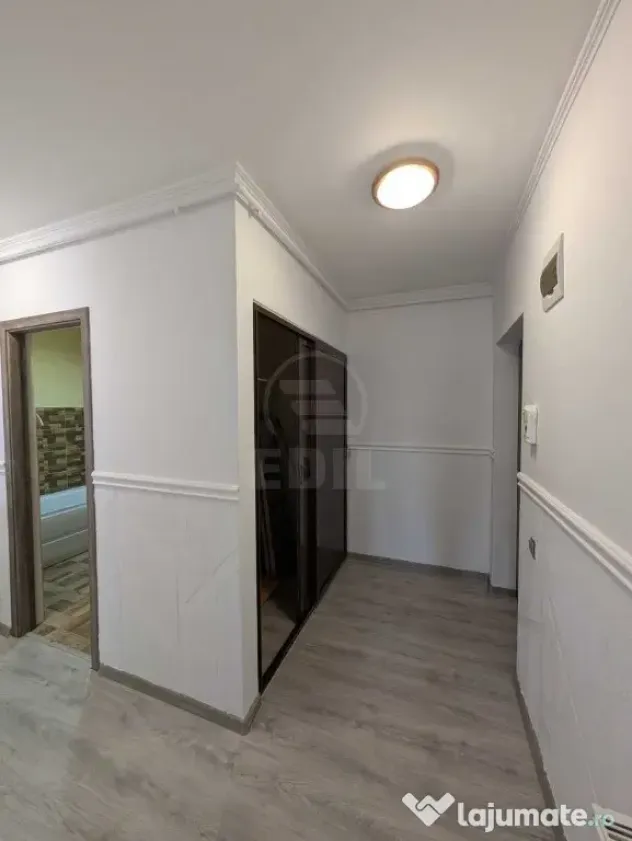 Apartament cu 3 camere,mobilat si utilat,zona Terra