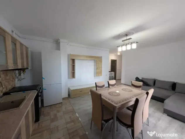 Apartament cu 3 camere,mobilat si utilat,zona Terra
