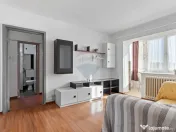 Apartament cu 3 camere de inchiriat- zona Vlaicu 