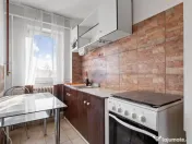 Apartament cu 3 camere de inchiriat- zona Vlaicu 