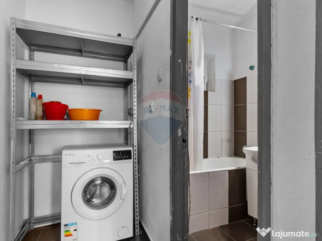 Apartament cu 3 camere de inchiriat- zona Vlaicu