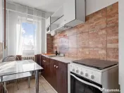 Apartament cu 3 camere de inchiriat- zona Vlaicu 